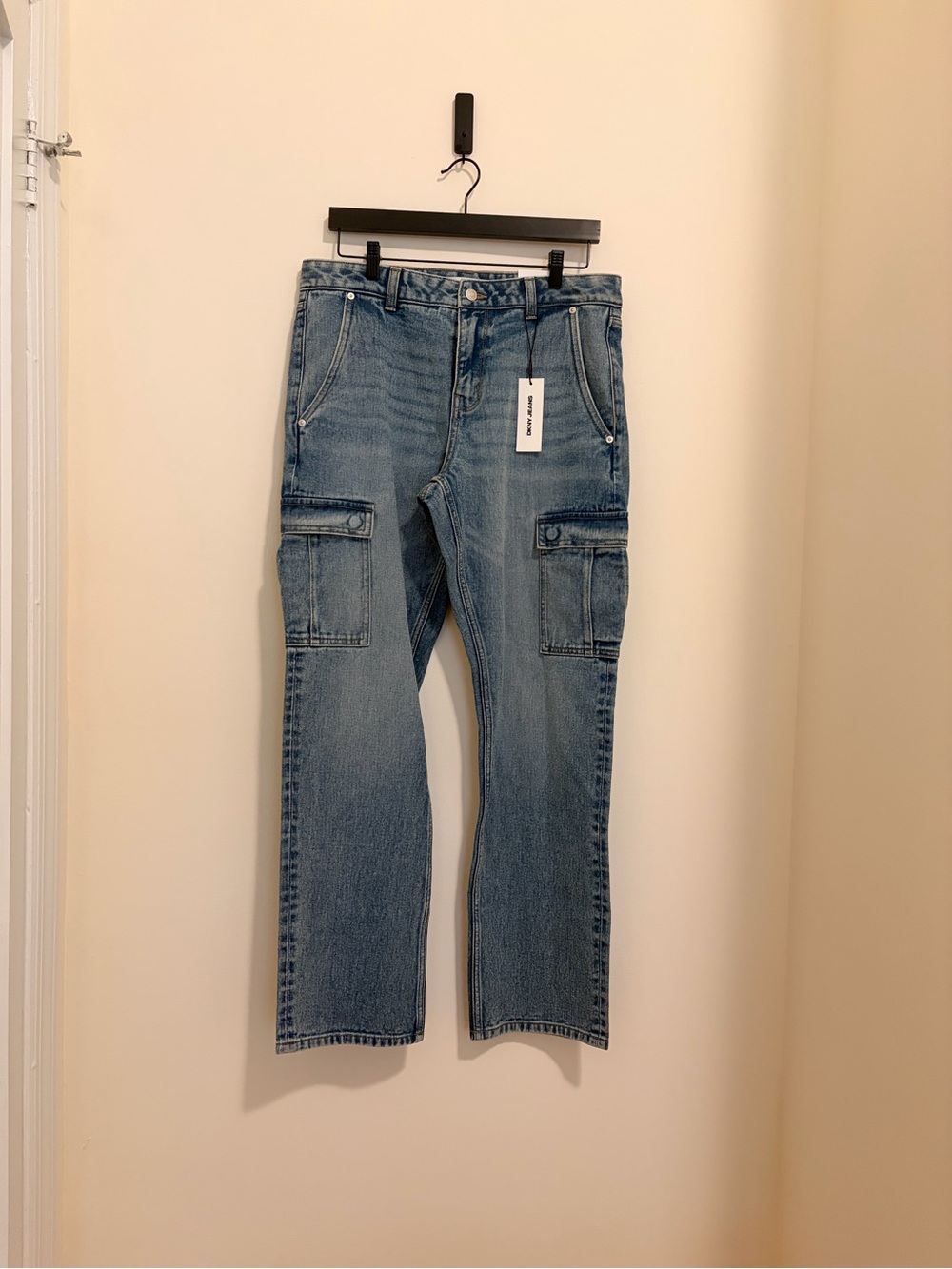 Dkny Men's Light Blue Cargo Jeans - Relaxed Fit